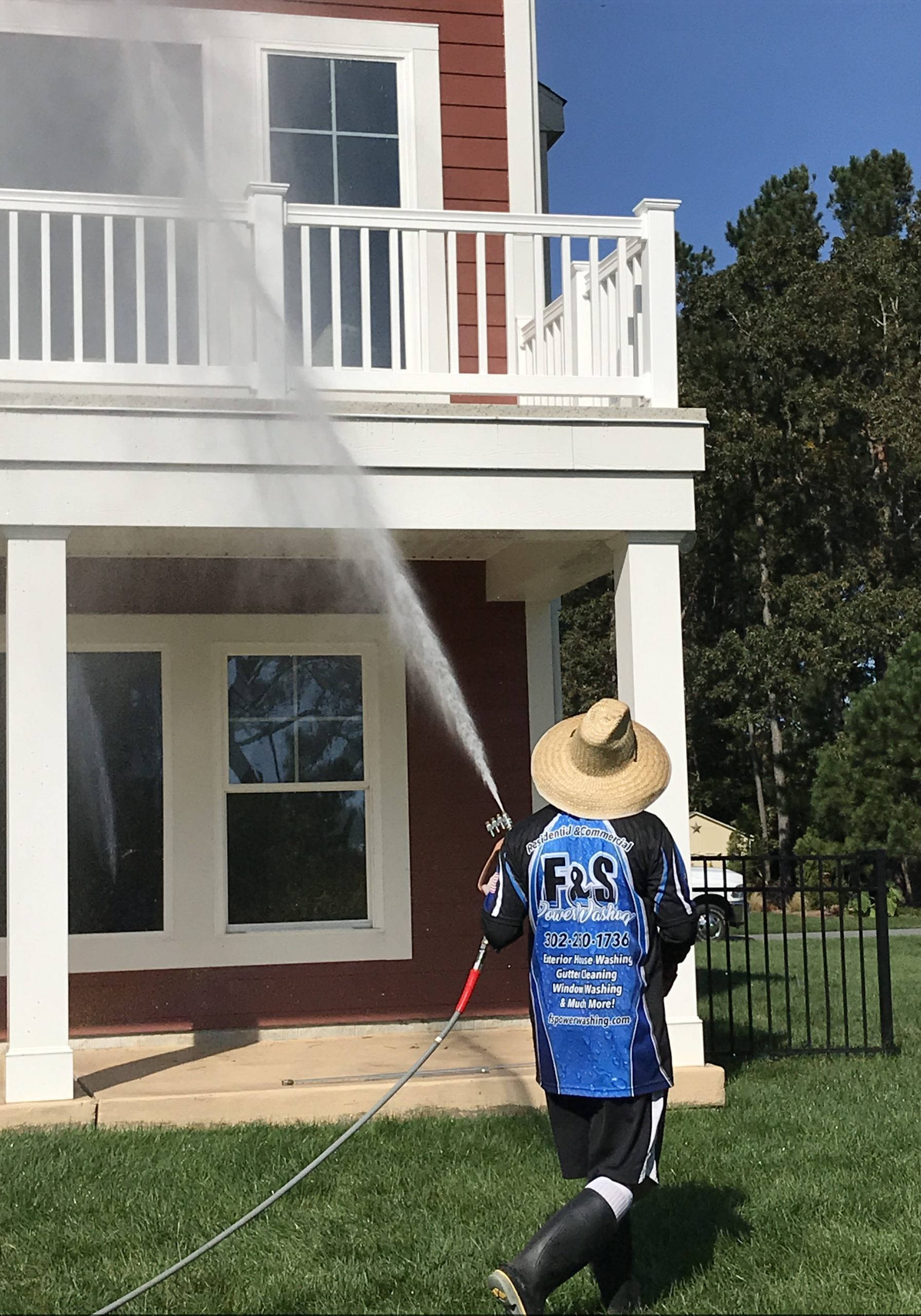 We've all seen the house with green film covering the siding. Maybe you are one of these houses. F&S is here to help with house pressure washing services.
We use our soft washing practices, paired with custom chemical solutions to take care of that problem without causing damage to your windows, landscaping, or exterior